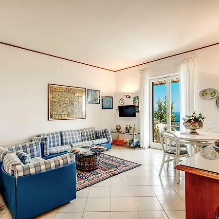 فيلة Casa Baia Di Nerano ماسّا لوبْرينسِ
