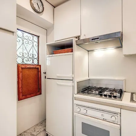 Casa Baia Di Nerano ماسّا لوبْرينسِ